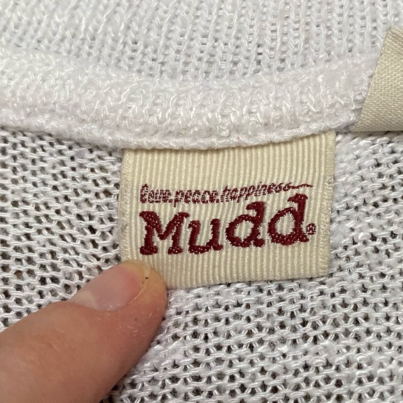 Mudd Size S White V-Neck Top - Picture 3 of 6